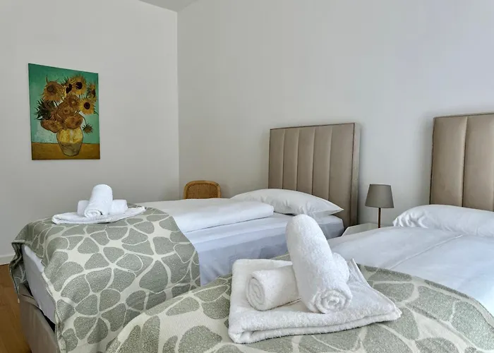 Nahe Schoenbrunn 10 Appartement Wenen